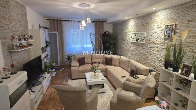 Stan, Dvosoban, Prodaja, 66m2, Selenča, Gradska lokacija, Sombor