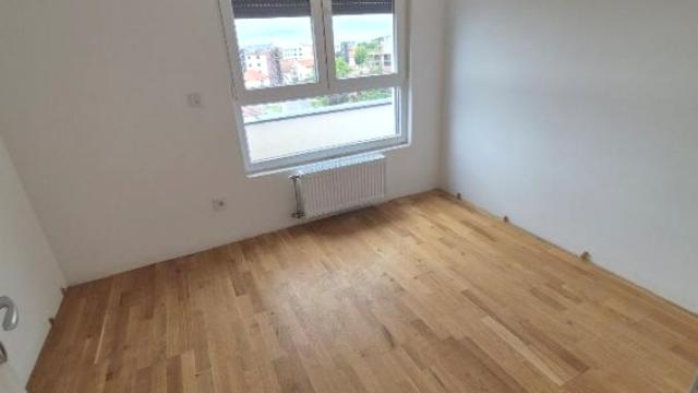 Stan, Trosoban, Prodaja, 71m2, Širi centar, Gradska lokacija, Karađorđeva