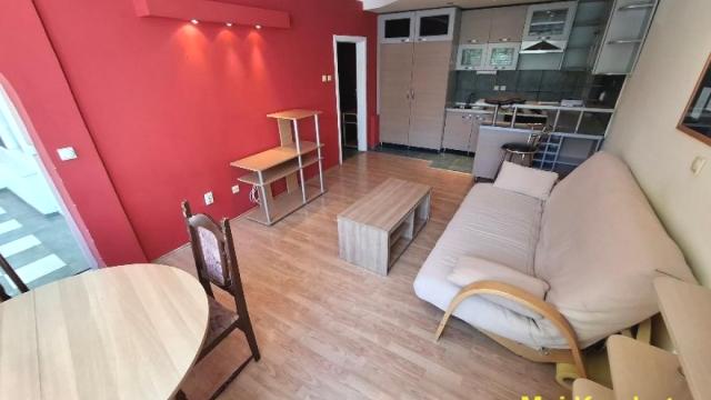 Stan, Jednoiposoban, Prodaja, 49m2, Blok 70 (kineski tržni centar), Novi Beograd, Gandijeva