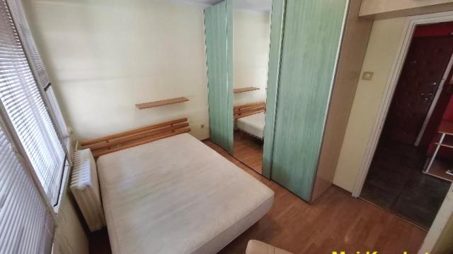 Stan, Jednoiposoban, Prodaja, 49m2, Blok 70 (kineski tržni centar), Novi Beograd, Gandijeva