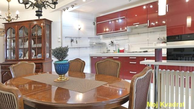 Stan, četvorosoban, Prodaja, 99m2, Denkova bašta, Zvezdara, Velikomoravska
