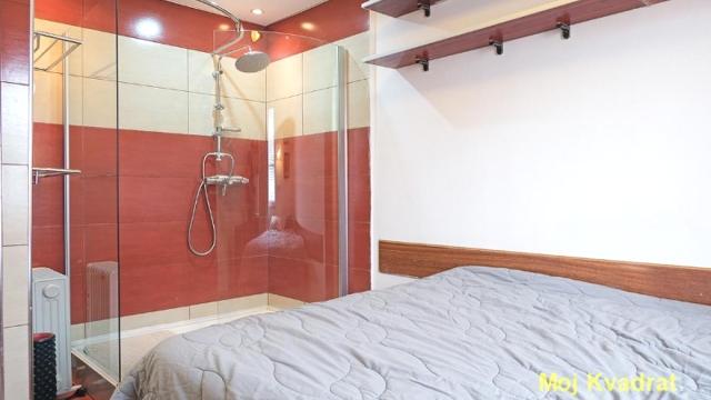 Stan, četvorosoban, Prodaja, 99m2, Denkova bašta, Zvezdara, Velikomoravska