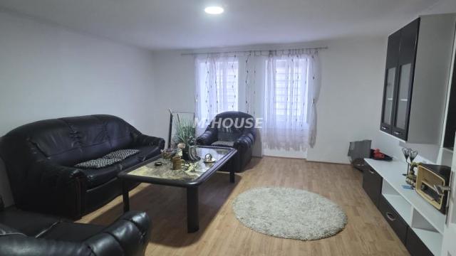 Kuća, četvorosoban, Prodaja, 175m2, Doroslovo, Okolno mesto, Sombor