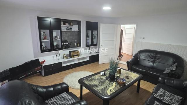 Kuća, četvorosoban, Prodaja, 175m2, Doroslovo, Okolno mesto, Sombor