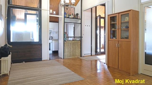Stan, četvorosoban, Prodaja, 83m2, Cerak vinogradi, Čukarica, Cerski venac