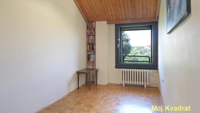Stan, četvorosoban, Prodaja, 83m2, Cerak vinogradi, Čukarica, Cerski venac