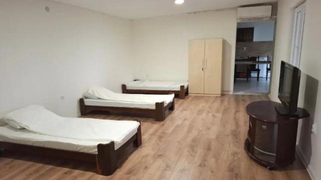 Kuća, Dvosoban, Izdavanje, 90m2, Boljevci, Surčin, Boljevci