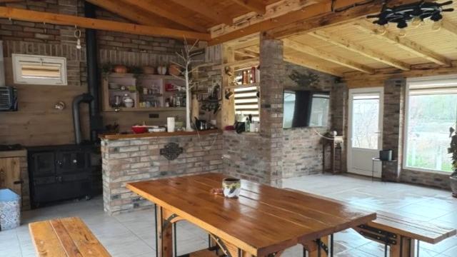 Kuća, Trosoban, Prodaja, 160m2, Perlez, Okolno mesto, Beogradski put
