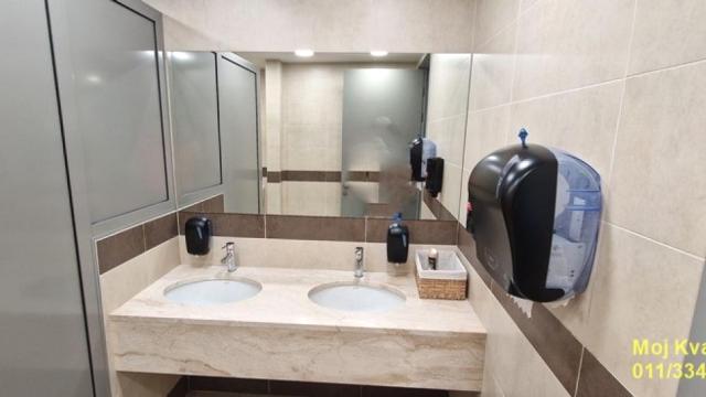 Poslovni prostor, Izdavanje, 772m2, Blok 67 (Belvil), Novi Beograd, Jurija Gagarina