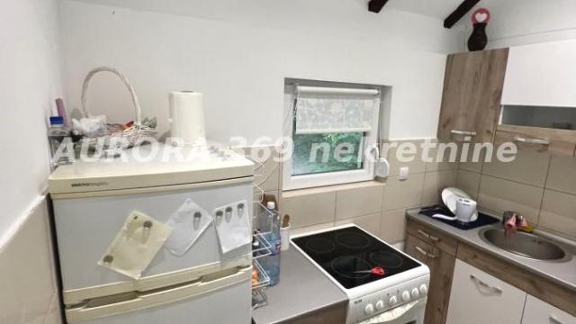Kuća, Trosoban, Prodaja, 39m2, Čortanovci, Okolno mesto, Indjija