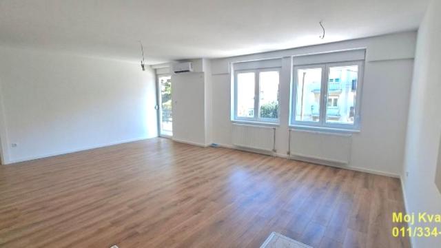 Stan, četvorosoban, Prodaja, 95m2, Sremčica, Čukarica, Brusnička