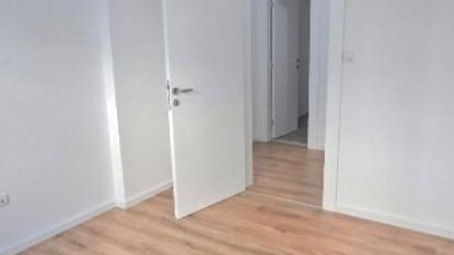 Stan, četvorosoban, Prodaja, 95m2, Sremčica, Čukarica, Brusnička