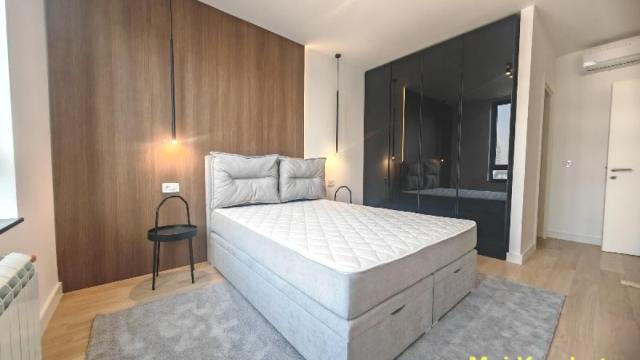 Stan, četvorosoban, Izdavanje, 120m2, Beograd na vodi, Savski venac, Luke Ćelovića Trebinjca