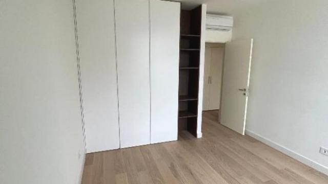 Stan, četvorosoban, Izdavanje, 120m2, Beograd na vodi, Savski venac, Luke Ćelovića Trebinjca