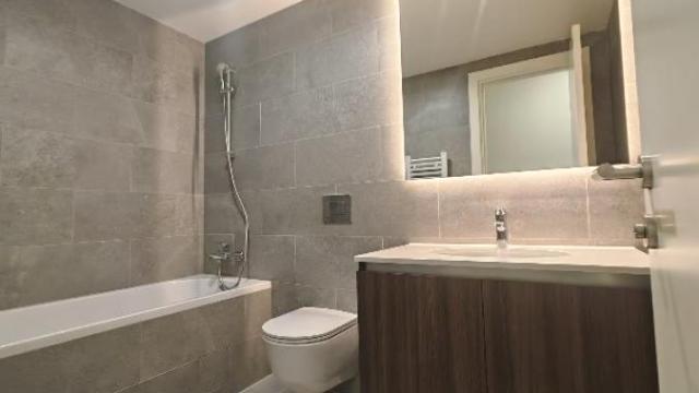 Stan, četvorosoban, Izdavanje, 120m2, Beograd na vodi, Savski venac, Luke Ćelovića Trebinjca