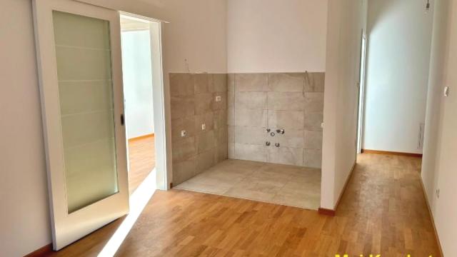 Stan, Dvoiposoban, Prodaja, 54m2, Banovo brdo, Čukarica, Karpoševa