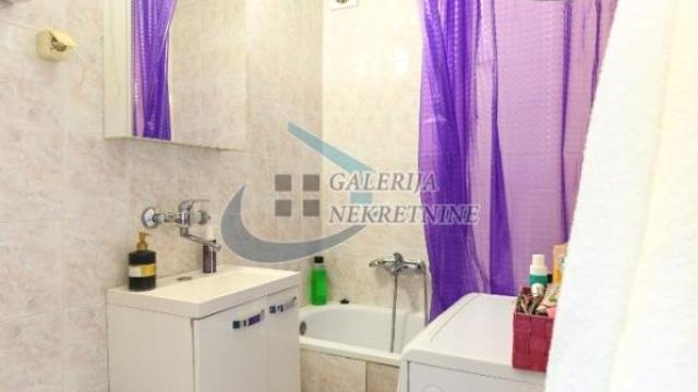 Stan, Dvoiposoban, Prodaja, 44m2, Trg Nikole Pašića, Stari grad, Dečanska