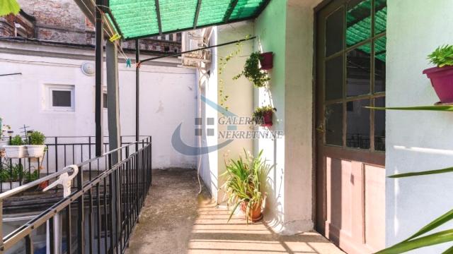 Stan, Dvoiposoban, Prodaja, 44m2, Trg Nikole Pašića, Stari grad, Dečanska
