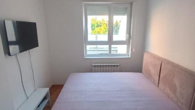 Stan, Trosoban, Izdavanje, 107m2, Kluz, Zvezdara, Madridska