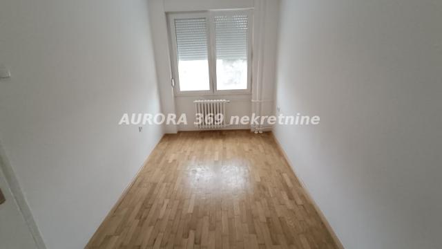 Stan, Trosoban, Prodaja, 64m2, Bulevar Oslobodjenja, Novi Sad, Novi Sad