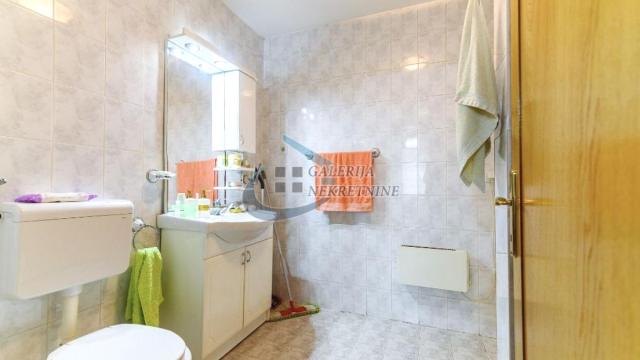 Kuća, Prodaja, 300m2, Dušanovac, Voždovac, Svete Simića