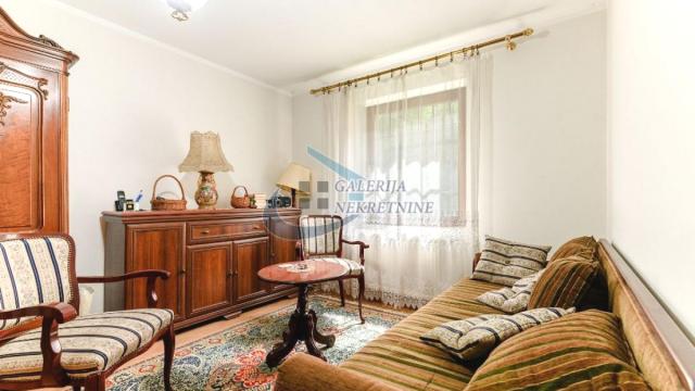 Kuća, Prodaja, 300m2, Dušanovac, Voždovac, Svete Simića