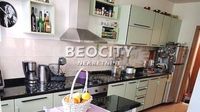 Stan, Trosoban, Prodaja, 87m2, Centar, Rakovica, Marička