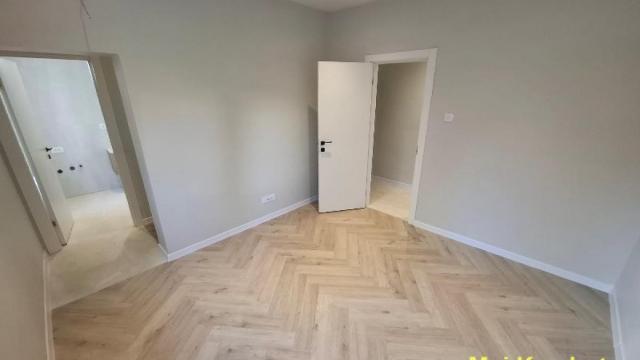Stan, Dvosoban, Prodaja, 44m2, Gornji grad, Zemun, Ugrinovačka