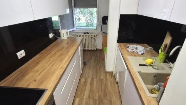 Stan, Troiposoban, Prodaja, 73m2, Blok 34 (Carina - Studentski grad), Novi Beograd, Bulevar Zorana Đinđića