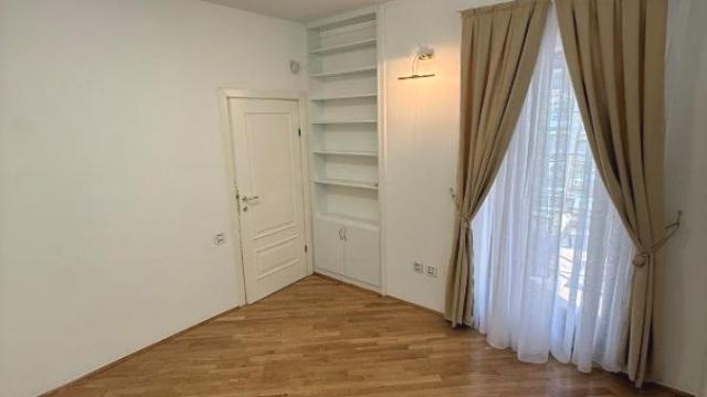 Kuća, Izdavanje, 312m2, FON - Bilećka, Voždovac, Bulevar oslobođenja