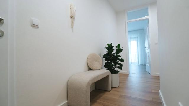Stan, Trosoban, Prodaja, 74m2, Petrovaradin, Jovana Monasterlije