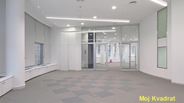 Poslovni prostor, Izdavanje, 1000m2, Savski trg - Pristanište, Savski venac, Karađorđeva