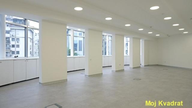 Poslovni prostor, Izdavanje, 1000m2, Savski trg - Pristanište, Savski venac, Karađorđeva