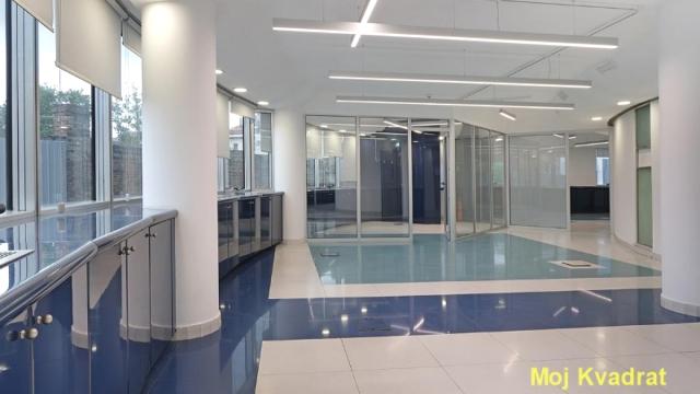 Poslovni prostor, Izdavanje, 1000m2, Savski trg - Pristanište, Savski venac, Karađorđeva