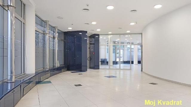 Poslovni prostor, Izdavanje, 1000m2, Savski trg - Pristanište, Savski venac, Karađorđeva