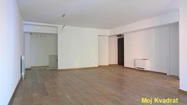 Stan, Dvosoban, Prodaja, 83m2, Kalenić pijaca, Vračar, Mlatišumina