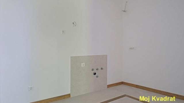 Stan, Dvosoban, Prodaja, 83m2, Kalenić pijaca, Vračar, Mlatišumina