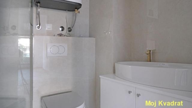 Stan, Dvosoban, Prodaja, 83m2, Kalenić pijaca, Vračar, Mlatišumina