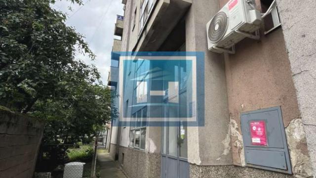 Stan, Trosoban, Prodaja, 65m2, Paraćin
