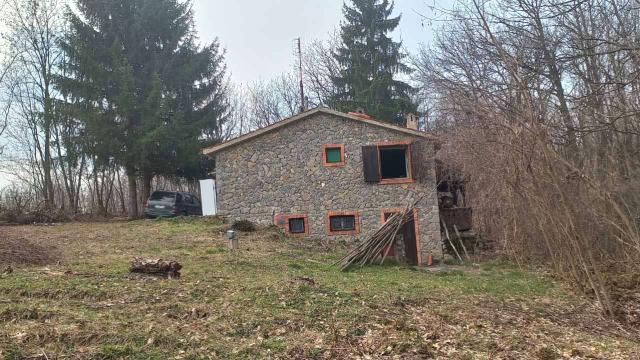 Kuća, Trosoban, Prodaja, 110m2, Stave, Okolno mesto, Stave