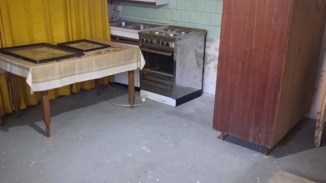 Kuća, Trosoban, Prodaja, 92m2, Kertvaroš, Gradska lokacija, Vladimira Majakovskog