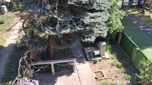 Kuća, Trosoban, Prodaja, 92m2, Kertvaroš, Gradska lokacija, Vladimira Majakovskog
