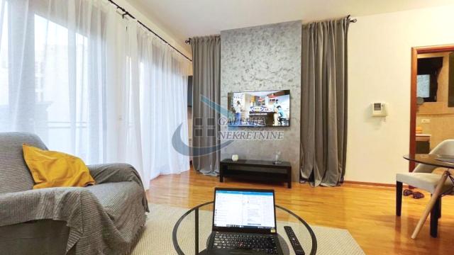 Stan, Jednosoban, Prodaja, 37m2, Hram svetog Save, Vračar, Brane Crnčevića