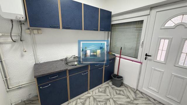 Poslovni prostor, Izdavanje, 35m2, Moravski Bujmir, Okolno mesto, Aleksinac