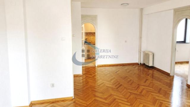 Stan, četvorosoban, Izdavanje, 97m2, Gundulićev venac, Stari grad, Gundulićev venac