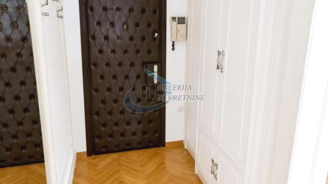 Stan, četvorosoban, Izdavanje, 97m2, Gundulićev venac, Stari grad, Gundulićev venac