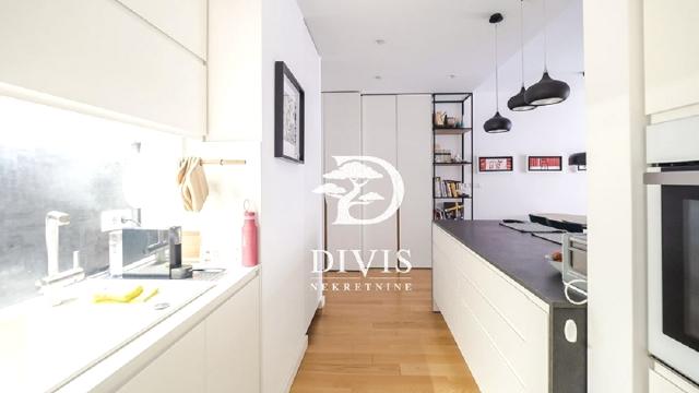 Stan, Dvosoban, Izdavanje, 73m2, West 65