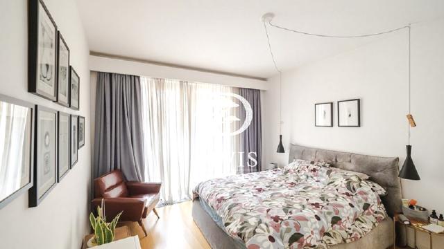 Stan, Dvosoban, Izdavanje, 73m2, West 65