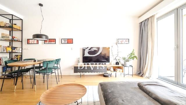 Stan, Dvosoban, Izdavanje, 73m2, West 65