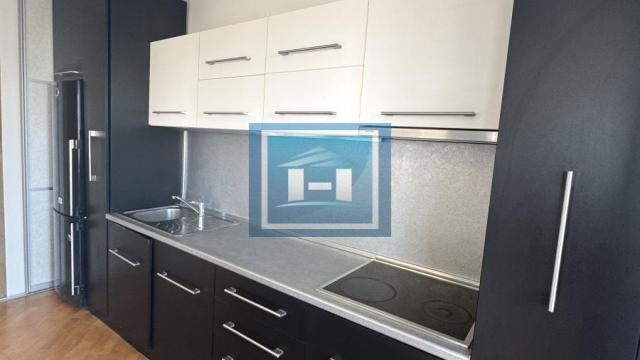 Stan, Trosoban, Prodaja, 82m2, Centar, Gradska lokacija, Jagodina